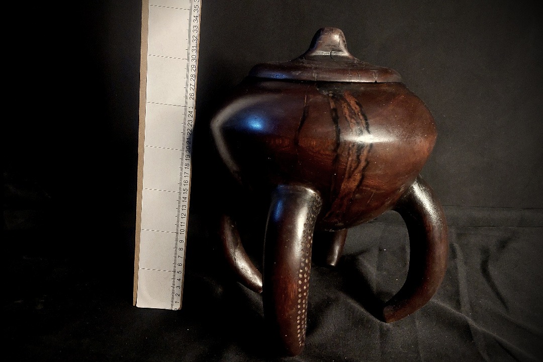Props Fabrication · Pots