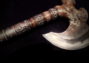 Axes & Hatchets