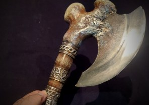 Axes & Hatchets
