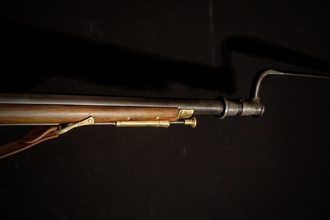 Weapons & Armour · Flintlock and other firearms