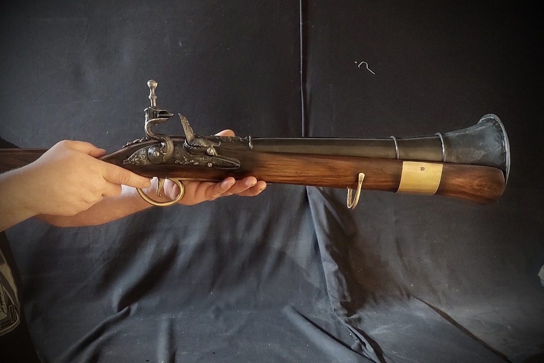 Weapons & Armour · Flintlock and other firearms
