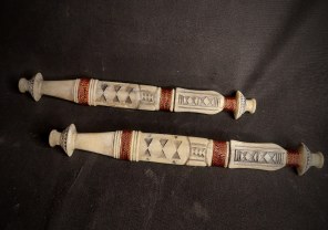 Knives & Daggers