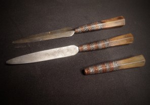 Knives & Daggers