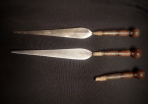 Knives & Daggers